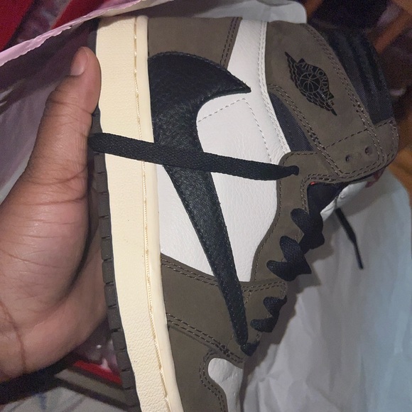 Travis Scott Air Jordan 1 - Picture 2 of 5